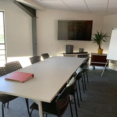 Quick Palace Nord Otel *