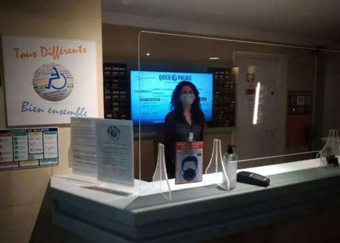 Quick Palace Nord * تور