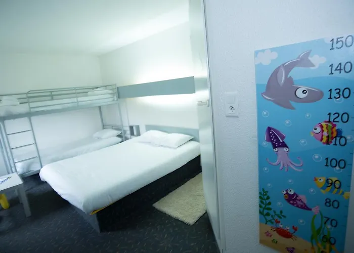 Quick Palace Nord * Tours