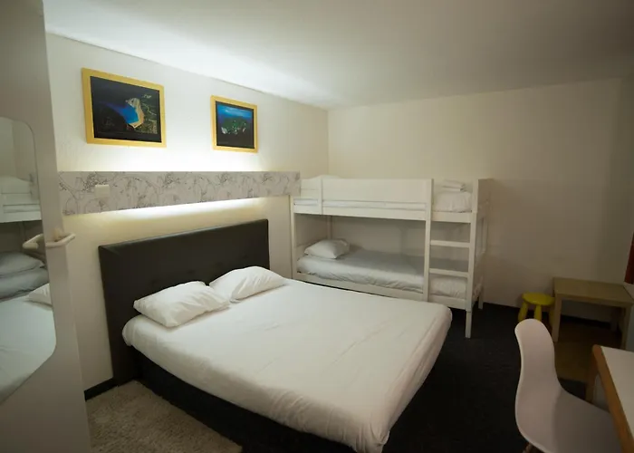 Quick Palace Nord فندق